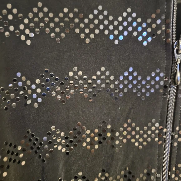 ✨ Joseph Ribkoff Black Sequin Zip-Up Jacket – Elegant Statement Piece - Picture 4 of 8